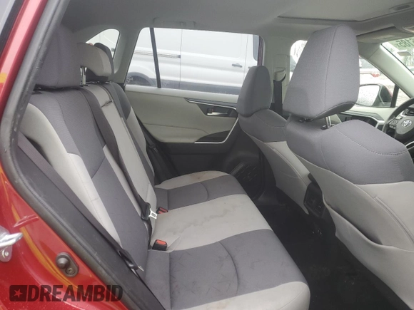 2019 Toyota RAV4 XLE with VIN JTMP1RFV5KD502131, listed as a Copart auction lot 44946185 with 90,674 mi miles and Salvage Title. Bid and sale history available at carsss.com. Image 11.