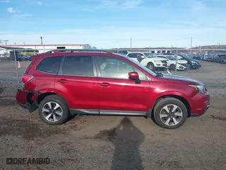 2018 Subaru Forester Limited with VIN JF2SJARC3JH485540, listed as a IAAI auction lot 41304335 with 40,496 mi miles. Bid and sale history available at carsss.com. Image 13.