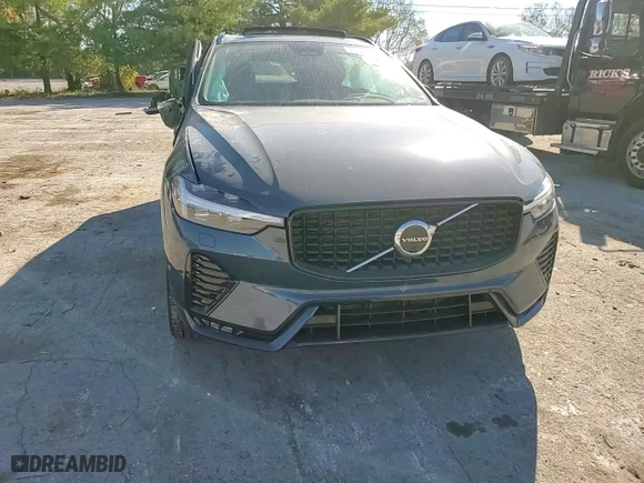 2023 Volvo XC60 Plus Dark Theme with VIN YV4L12RW9P1370099, listed as a Copart auction lot 76520434 with 0 mi miles and Salvage Title. Bid and sale history available at carsss.com. Image 11.