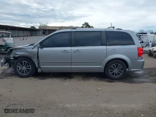 2017 Dodge Grand Caravan SXT with VIN 2C4RDGCG1HR664032, listed as a IAAI auction lot 41776039 with 170,296 mi miles. Bid and sale history available at carsss.com. Image 15.
