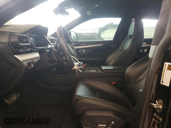 2019 Lamborghini Urus z VIN ZPBUA1ZL6KLA04680, wystawiony jako Copart lot #60743284 z przebiegiem 49 209 mil mil oraz Szkody całkowita. Historia ofert i sprzedaży dostępna na DreamBid. Obrazek 7.