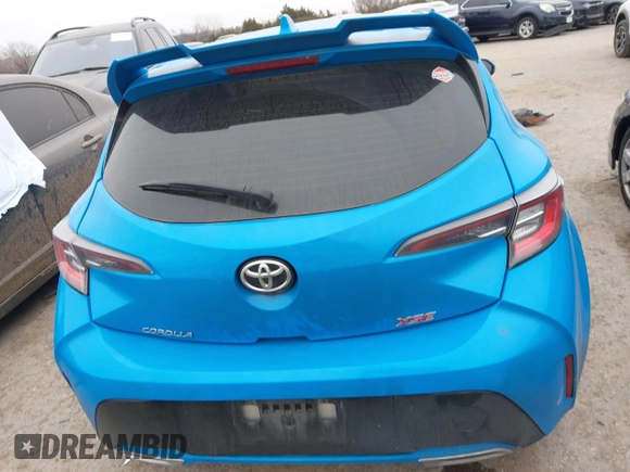 2019 Toyota Corolla Hatchback SE with VIN JTNK4RBEXK3033062, listed as a IAAI auction lot 41471618 with 195,001 mi miles. Bid and sale history available at carsss.com. Image 17.