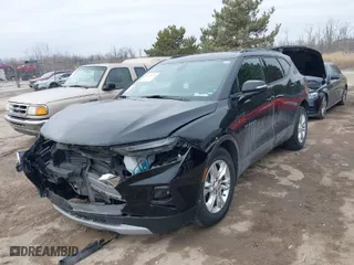 2019 Chevrolet Blazer with VIN 3GNKBGRS8KS642727, listed as a IAAI auction lot 41708709 with 86,184 mi miles. Bid and sale history available at carsss.com. Image 2.