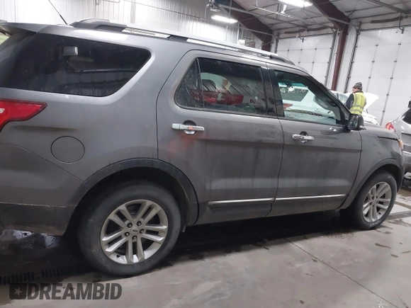2013 Ford Explorer XLT with VIN 1FM5K8D88DGC52716, listed as a IAAI auction lot 41570613 with 147,762 mi miles and . Bid and sale history available at DreamBid. Image 13.