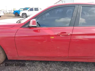 2013 BMW 3 Series 328i xDrive with VIN WBA3B5C51DF590673, listed as a IAAI auction lot 41720742 with 91,147 mi miles. Bid and sale history available at carsss.com. Image 14.