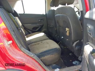 2020 Chevrolet Trax LS с VIN KL7CJKSB9LB353721, выставлен на аукционе IAAI как лот 41987811 с пробегом Не указан миль и . История ставок и продаж доступна на DreamBid. Изображение 8.