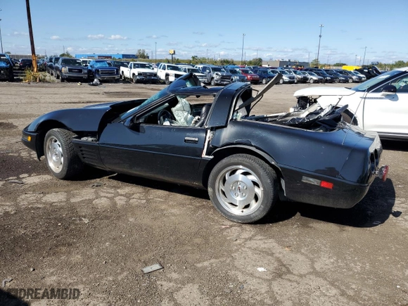 1994 Chevrolet Corvette with VIN 1G1YY22P8R5121241, listed as a Copart auction lot 70832883 with 43,151 mi miles and Clean Title. Bid and sale history available at carsss.com. Image 2.