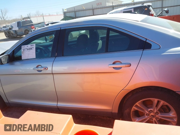 2016 Ford Taurus SEL with VIN 1FAHP2E91GG107258, listed as a IAAI auction lot 41744087 with 135,505 mi miles and . Bid and sale history available at DreamBid. Image 14.