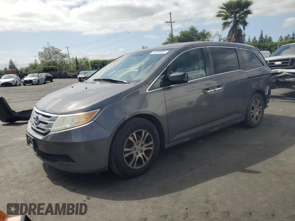 2013 Honda Odyssey EX-L with VIN 5FNRL5H60DB071498, listed as a Copart auction lot 53368995 with 135,318 mi miles and Salvage Title. Bid and sale history available at carsss.com. Image 1.