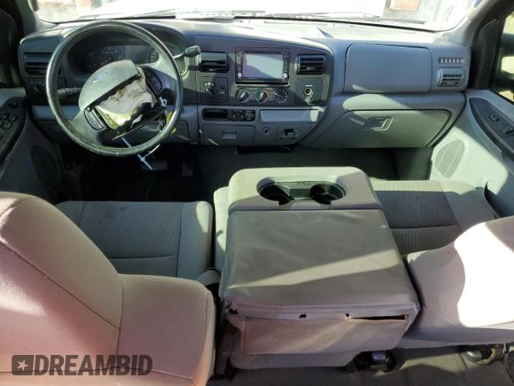 2007 Ford F-250 XL с VIN 1FTSW21517EA30618, выставлен на аукционе Copart как лот 84544734 с пробегом Не указан миль и Списание • Salvage title. История ставок и продаж доступна на DreamBid. Изображение 8.