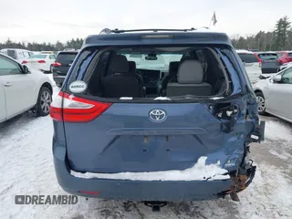 2017 Toyota Sienna XLE с VIN 5TDDZ3DC9HS159153, выставлен на аукционе IAAI как лот 41350390 с пробегом 110 715 миль миль и . История ставок и продаж доступна на DreamBid. Изображение 16.