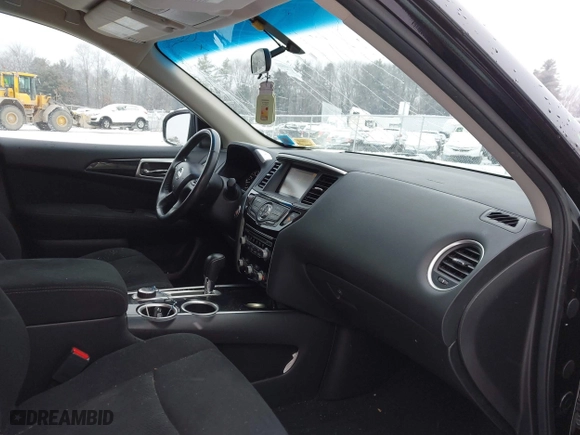 2014 Nissan Pathfinder S with VIN 5N1AR2MM7EC727589, listed as a IAAI auction lot 41360143 with 76,268 mi miles. Bid and sale history available at carsss.com. Image 5.