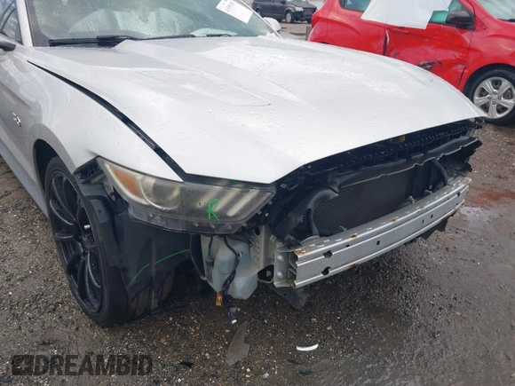 2015 Ford Mustang GT Premium z VIN 1FATP8FF9F5385286, wystawiony jako IAAI lot #41599189 z przebiegiem 112 260 mil mil oraz . Historia ofert i sprzedaży dostępna na DreamBid. Obrazek 6.