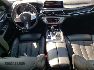 2020 BMW 7 Series 740i xDrive with VIN WBA7T4C03LCD02216, listed as a Copart auction lot 70329143 with 22,696 mi miles. Bid and sale history available at carsss.com. Image 8.