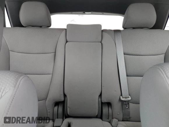 2013 Kia Sorento LX with VIN 5XYKT3A62DG346202, listed as a Copart auction lot 82705134 with 208,117 mi miles and Non repairable. Bid and sale history available at DreamBid. Image 10.