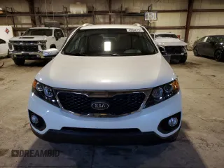 2012 Kia Sorento LX with VIN 5XYKTDA24CG218948, listed as a Copart auction lot 48046135 with 84,644 mi miles and Salvage Title. Bid and sale history available at carsss.com. Image 5.