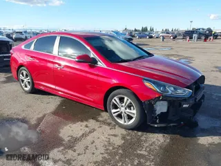 2019 Hyundai Sonata Sport with VIN 5NPE34AF2KH787482, listed as a IAAI auction lot 41540041 with 127,873 mi miles. Bid and sale history available at carsss.com. Image 1.