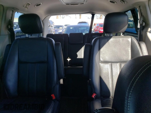 2015 Chrysler Town & Country Touring L z VIN 2C4RC1CG2FR620036, wystawiony jako Copart lot #38022414 z przebiegiem 140 784 mil mil oraz Szkoda całkowita • Salvage title. Historia ofert i sprzedaży dostępna na DreamBid. Obrazek 10.
