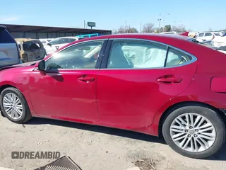 2013 Lexus ES 4dr Sdn with VIN JTHBK1GG1D2076184, listed as a IAAI auction lot 41680578 with 46,822 mi miles. Bid and sale history available at carsss.com. Image 14.