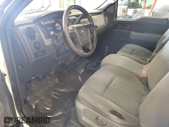 2013 Ford F-150 XL with VIN 1FTFX1EF4DKE57798, listed as a IAAI auction lot 42294610 with 258,368 mi miles and . Bid and sale history available at DreamBid. Image 1.