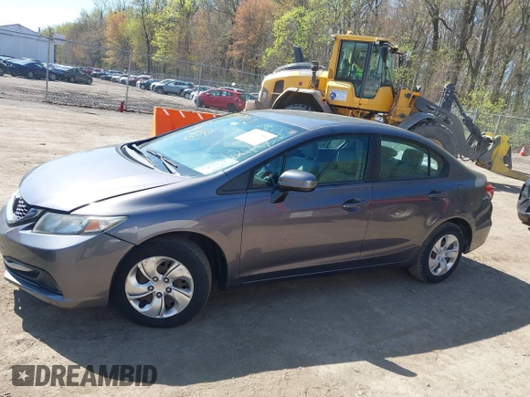 2014 Honda Civic Sedan LX with VIN 19XFB2F5XEE246121, listed as a IAAI auction lot 41997902 with 134,684 mi miles. Bid and sale history available at carsss.com. Image 14.