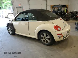 2006 Volkswagen Beetle with VIN 3VWRG31Y56M322614, listed as a Copart auction lot 60537135 with 85,018 mi miles and Salvage title. Bid and sale history available at DreamBid. Image 2.