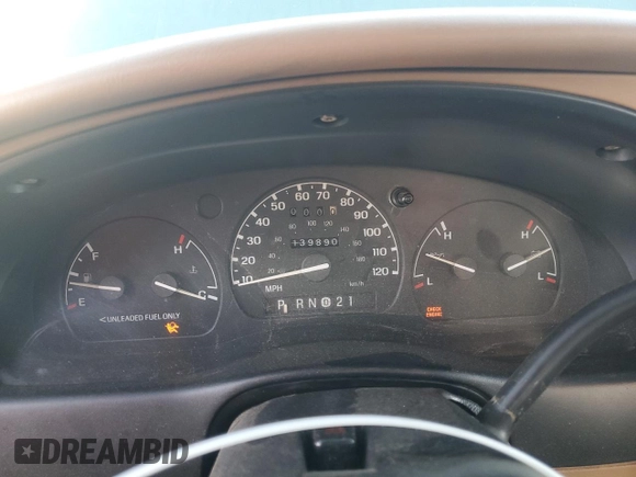 1996 Ford Ranger XL z VIN 1FTCR10U8TUB52746, wystawiony jako Copart lot #52148355 z przebiegiem 139 890 mil mil oraz Szkoda całkowita • Salvage title. Historia ofert i sprzedaży dostępna na DreamBid. Obrazek 9.