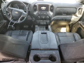 2021 Chevrolet Silverado 3500HD High Country with VIN 1GC4YVEY6MF208764, listed as a Copart auction lot 47493494 with 105,655 mi miles and Salvage Title. Bid and sale history available at carsss.com. Image 8.