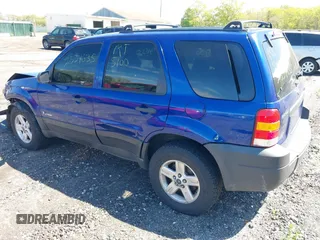 2006 Ford Escape z VIN 1FMYU95H06KD19725, wystawiony jako IAAI lot #42213938 z przebiegiem Nie podano mil oraz . Historia ofert i sprzedaży dostępna na DreamBid. Obrazek 3.