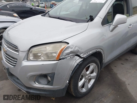 2015 Chevrolet Trax LTZ with VIN 3GNCJTSB7FL235895, listed as a IAAI auction lot 41279161 with 158,877 mi miles. Bid and sale history available at carsss.com. Image 19.