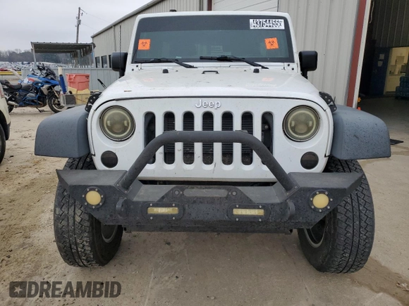 2018 Jeep Wrangler Unlimited Sport with VIN 1C4BJWDG6JL886776, listed as a Copart auction lot 43754455 with 105,575 mi miles and Clean Title. Bid and sale history available at DreamBid. Image 5.