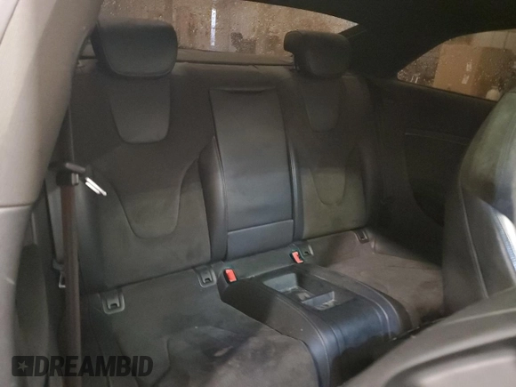 2014 Audi S5 Prestige z VIN WAUVGAFR1EA009446, wystawiony jako Copart lot #80795134 z przebiegiem 90 397 mil mil oraz Szkoda całkowita • Salvage title. Historia ofert i sprzedaży dostępna na DreamBid. Obrazek 10.