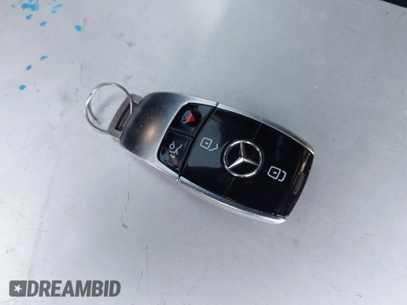 2019 Mercedes-Benz E 450 with VIN WDDZH6JBXKA637855, listed as a IAAI auction lot 41881279 with Not Provided miles and . Bid and sale history available at DreamBid. Image 11.