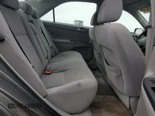 2005 Toyota Camry LE z VIN 4T1BE30K05U579984, wystawiony jako Copart lot #58482875 z przebiegiem 74 638 mil mil oraz Szkoda całkowita • Salvage title. Historia ofert i sprzedaży dostępna na DreamBid. Obrazek 10.