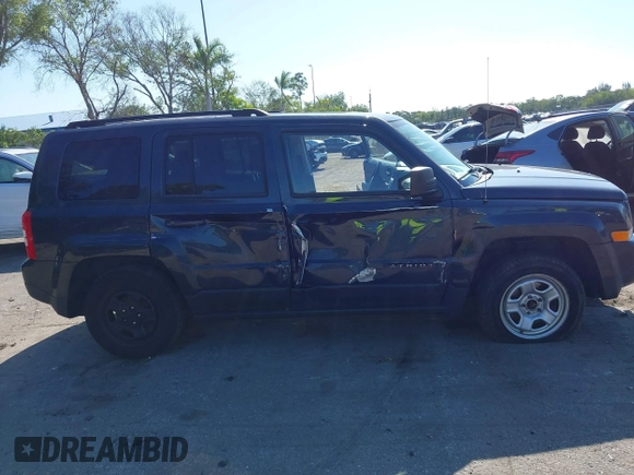 2014 Jeep Patriot Sport with VIN 1C4NJPBBXED911558, listed as a IAAI auction lot 42066449 with 107,208 mi miles. Bid and sale history available at carsss.com. Image 6.