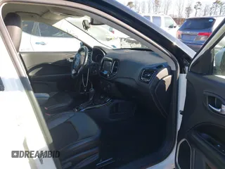 2020 Jeep Compass Latitude with VIN 3C4NJDBB9LT139639, listed as a IAAI auction lot 41695315 with 64,927 mi miles and . Bid and sale history available at DreamBid. Image 5.