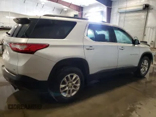 2019 Chevrolet Traverse LT Cloth with VIN 1GNEVGKW3KJ211988, listed as a Copart auction lot 61743754 with 121,679 mi miles and Salvage Title. Bid and sale history available at carsss.com. Image 3.