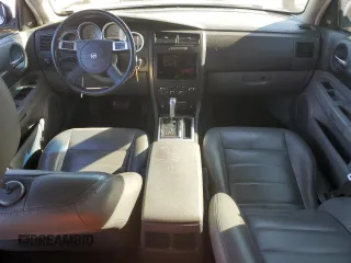 2005 Dodge Magnum RT z VIN 2D8GV582X5H549468, wystawiony jako Copart lot #77535504 z przebiegiem 200 963 mil mil oraz Szkoda całkowita • Salvage title. Historia ofert i sprzedaży dostępna na DreamBid. Obrazek 8.