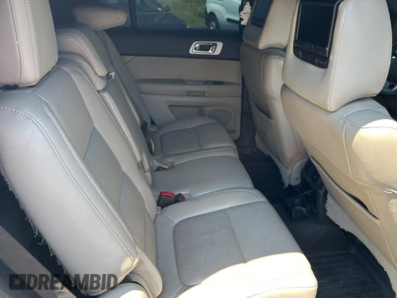 2013 Ford Explorer Limited z VIN 1FM5K8F82DGB02260, wystawiony jako Copart lot #59726945 z przebiegiem 163 459 mil mil oraz Czysty tytuł • Clean title. Historia ofert i sprzedaży dostępna na DreamBid. Obrazek 6.