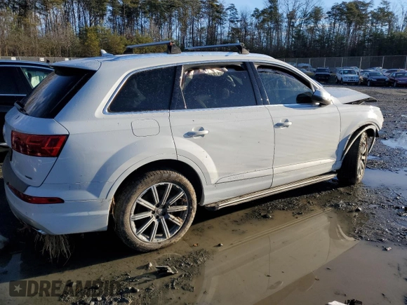 2019 Audi Q7 Premium Plus with VIN WA1LHAF75KD038765, listed as a Copart auction lot 86634074 with 82,298 mi miles and Non repairable. Bid and sale history available at DreamBid. Image 3.