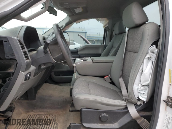 2019 Ford Super Duty F-250 SRW XL with VIN 1FTBF2A64KEE41867, listed as a Copart auction lot 44643375 with 185,968 mi miles and Salvage Title. Bid and sale history available at carsss.com. Image 7.