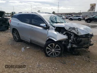 2018 GMC Terrain Denali z VIN 3GKALSEXXJL288082, wystawiony jako Copart lot #61041215 z przebiegiem 69 435 mil mil oraz Szkoda całkowita • Salvage title. Historia ofert i sprzedaży dostępna na DreamBid. Obrazek 4.