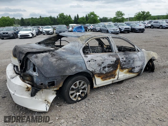 2008 Mercury Milan with VIN 3MEHM07Z28R663818, listed as a Copart auction lot 60811715 with Not provided miles and Salvage title. Bid and sale history available at DreamBid. Image 3.