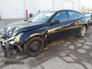 2020 Nissan Altima S with VIN 1N4BL4BVXLC178264, listed as a IAAI auction lot 41129610 with 97,125 mi miles and . Bid and sale history available at DreamBid. Image 18.
