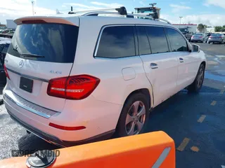 2017 Mercedes-Benz GLS 450 z VIN 4JGDF6EE7HA747250, wystawiony jako IAAI lot #41777687 z przebiegiem 121 103 mil mil oraz . Historia ofert i sprzedaży dostępna na DreamBid. Obrazek 4.