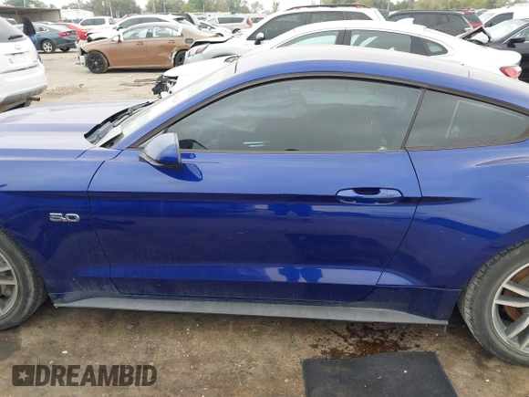 2015 Ford Mustang GT with VIN 1FA6P8CF5F5368602, listed as a IAAI auction lot 40959426 with 78,790 mi miles and . Bid and sale history available at carsss.com. Image 14.