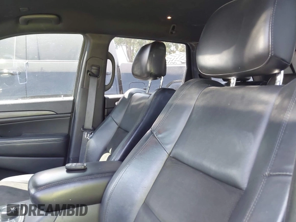 2019 Jeep Grand Cherokee Altitude with VIN 1C4RJFAG1KC845542, listed as a IAAI auction lot 42715201 with 62,461 mi miles and . Bid and sale history available at DreamBid. Image 18.