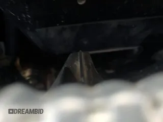 2022 Chevrolet Silverado 1500 Custom z VIN 1GCPDBEKXNZ564055, wystawiony jako Copart lot #67629685 z przebiegiem 72 211 mil mil oraz Szkoda całkowita • Salvage title. Historia ofert i sprzedaży dostępna na DreamBid. Obrazek 15.