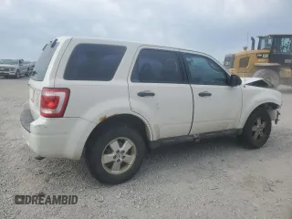 2011 Ford Escape XLS z VIN 1FMCU9C71BKC61705, wystawiony jako Copart lot #53281065 z przebiegiem 206 804 mil mil oraz Szkoda całkowita • Salvage title. Historia ofert i sprzedaży dostępna na DreamBid. Obrazek 3.
