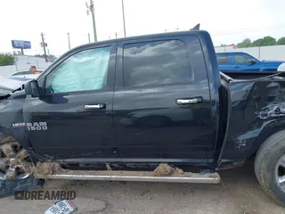 2016 Ram 1500 Big Horn z VIN 1C6RR6LT4GS148390, wystawiony jako IAAI lot #41945800 z przebiegiem 89 331 mil mil oraz . Historia ofert i sprzedaży dostępna na DreamBid. Obrazek 14.